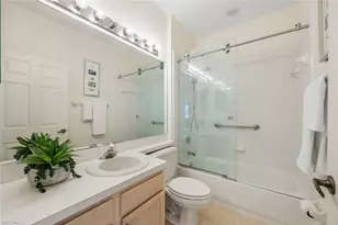 437 Wiggins Lake Ct, Naples, FL 34110 - Photo 16