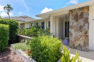 617 SW 51st Terrace, Cape Coral, FL 33914 - Photo 4