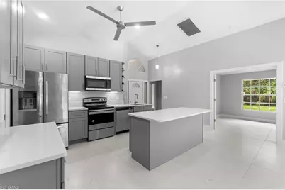 530 22nd Ave NW, Naples, FL 34120 - Photo 12