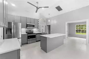 530 22nd Ave NW, Naples, FL 34120 - Photo 12