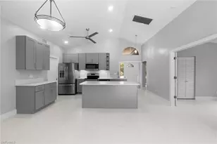 530 22nd Ave NW, Naples, FL 34120 - Photo 8