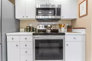 76 4th St, Bonita Springs, FL 34134 - Photo 16