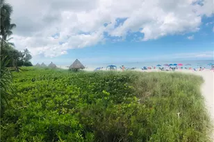 1200 Gulf Shore Blvd N, Naples, FL 34102 - Photo 36