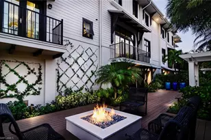 930 9th St S, Naples, FL 34102 - Photo 2