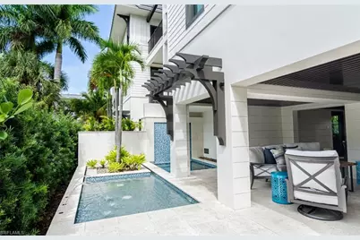 930 9th St S #930, Naples, FL 34102 - Photo 6