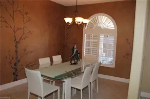 3951 Ruxton Rd, Naples, FL 34116 - Photo 8