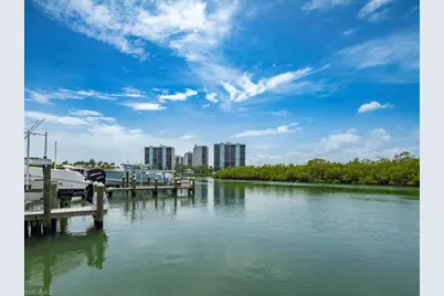 244C Wiggins Bay Dr, Naples, FL 34110 - Photo 6