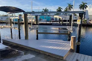 3924 Plumosa Dr, Saint James City, FL 33956 - Photo 6