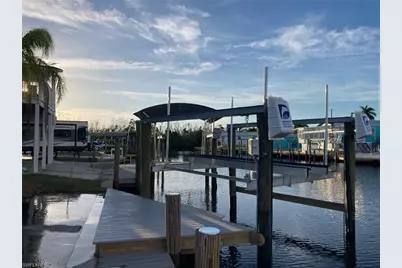 3924 Plumosa Dr, Saint James City, FL 33956 - Photo 4