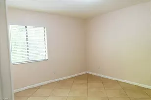 4627 Bayshore Dr, Naples, FL 34112 - Photo 12