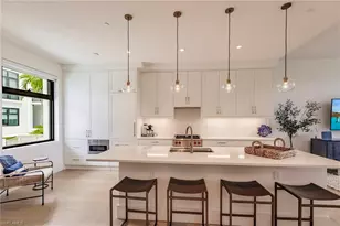 850 Central Ave, Naples, FL 34135 - Photo 4