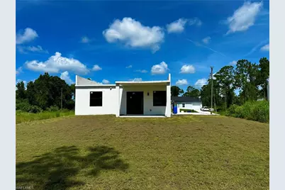323 Mangonia Ave, Lehigh Acres, FL 33974 - Photo 6