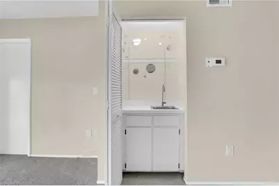 195 Cypress Way E #8, Naples, FL 34110 - Photo 6