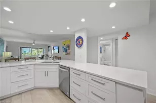 876 Gulf Pavilion Dr, Naples, FL 34108 - Photo 2