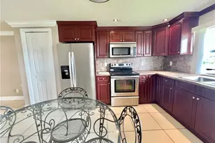 164 Cape Sable Dr, Naples, FL 34104 - Photo 8