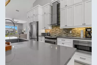 609 Crescent St, Marco Island, FL 34145 - Photo 22