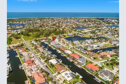 609 Crescent St, Marco Island, FL 34145 - Photo 2