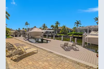 609 Crescent St, Marco Island, FL 34145 - Photo 46