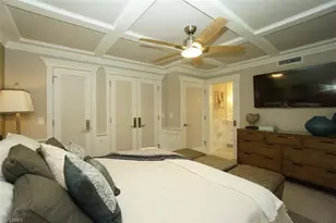 480 5th St S, Naples, FL 34102 - Photo 12
