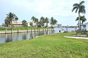 863 Oak St, Fort Myers Beach, FL 33931 - Photo 1