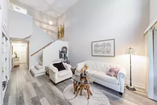 402 Bristle Cone Ln, Naples, FL 34113 - Photo 10