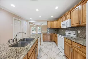 1120 Ridge St, Naples, FL 34103 - Photo 16