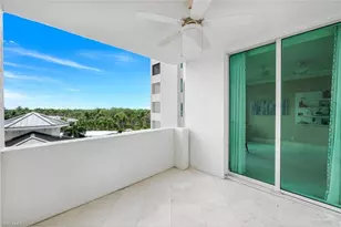 285 Grande Way, Naples, FL 34110 - Photo 28