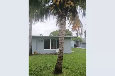 340 Easton Ct, Lehigh Acres, FL 33936 - Photo 2