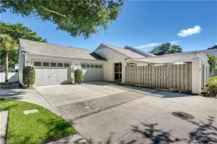 878 Meadowland Dr, Naples, FL 34108 - Photo 2