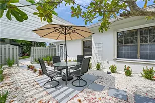 878 Meadowland Dr, Naples, FL 34108 - Photo 24