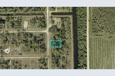 553 Naples Ave S, Lehigh Acres, FL 33974 - Photo 1