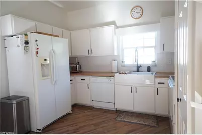 10740 Pearl Bay Cir, Estero, FL 33928 - Photo 10