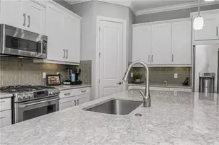 9126 Trivoli Ter, Naples, FL 34119 - Photo 22