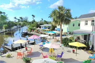 2840 Shoreview Dr, Naples, FL 34112 - Photo 2