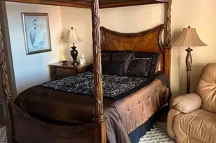 2743 First St, Fort Myers, FL 33916 - Photo 4