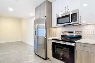 26610 Rosewood Pointe Dr, Bonita Springs, FL 34135 - Photo 6