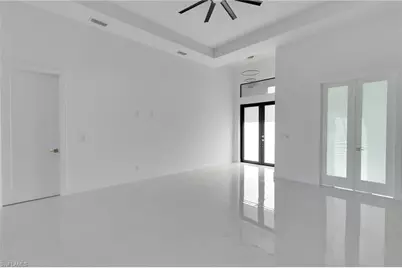 713 NW 8th Ter, Cape Coral, FL 33993 - Photo 16