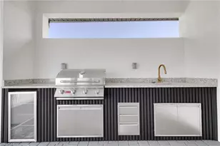 713 NW 8th Terrace, Cape Coral, FL 33993 - Photo 34