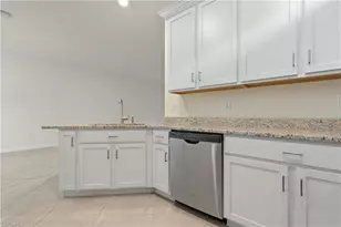 4240 Lemongrass Dr, Fort Myers, FL 33916 - Photo 8