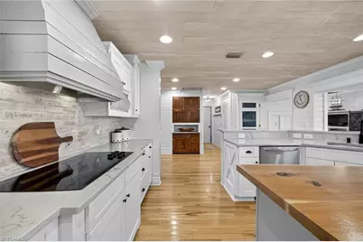 1041 S Town and River Dr, Fort Myers, FL 33919 - Photo 10