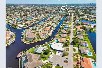 1041 S Town and River Dr, Fort Myers, FL 33919 - Photo 40
