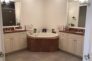 1400 Gulf Shore Blvd N, Naples, FL 34102 - Photo 20