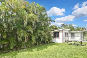 12161 Palm Dr, Fort Myers, FL 33908 - Photo 18