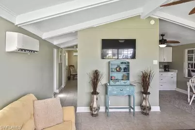 12161 Palm Dr, Fort Myers, FL 33908 - Photo 6