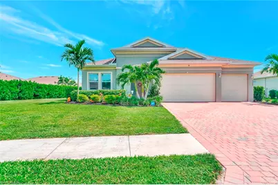 3380 Acapulco Cir, Cape Coral, FL 33909 - Photo 2