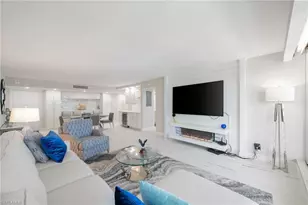 4001 Gulf Shore Blvd N, Naples, FL 34103 - Photo 8