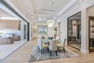 727 Buttonbush Ln, Naples, FL 34108 - Photo 10