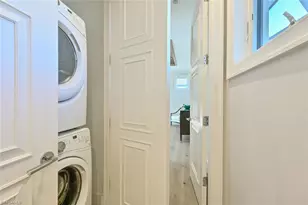 727 Buttonbush Ln, Naples, FL 34108 - Photo 44