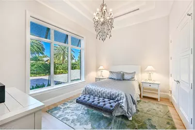 727 Buttonbush Ln, Naples, FL 34108 - Photo 30