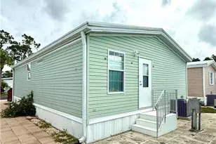 120 Caravan Cir, North Fort Myers, FL 33903 - Photo 18